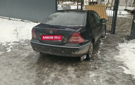 Mercedes-Benz C-Класс, 2004 год, 440 000 рублей, 5 фотография