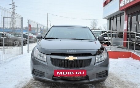 Chevrolet Cruze II, 2010 год, 669 000 рублей, 2 фотография