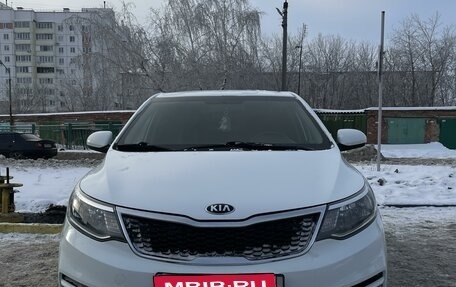 KIA Rio III рестайлинг, 2016 год, 1 300 000 рублей, 2 фотография