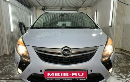 Opel Zafira C рестайлинг, 2013 год, 1 350 000 рублей, 19 фотография