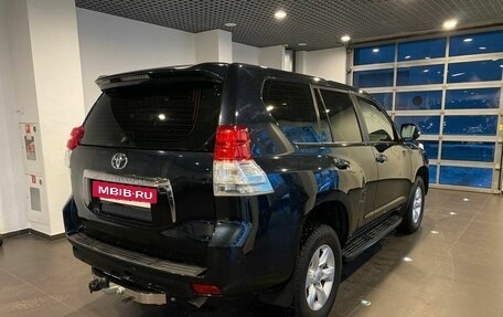 Toyota Land Cruiser Prado 150 рестайлинг 2, 2010 год, 2 810 000 рублей, 3 фотография