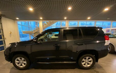 Toyota Land Cruiser Prado 150 рестайлинг 2, 2010 год, 2 810 000 рублей, 6 фотография