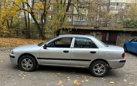 Mitsubishi Carisma I, 2003 год, 295 000 рублей, 2 фотография