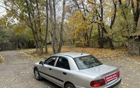 Mitsubishi Carisma I, 2003 год, 295 000 рублей, 3 фотография