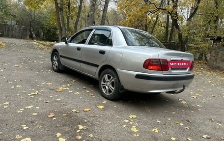 Mitsubishi Carisma I, 2003 год, 295 000 рублей, 4 фотография