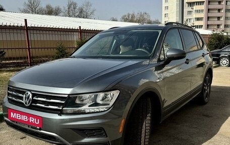 Volkswagen Tiguan II, 2018 год, 2 789 000 рублей, 7 фотография