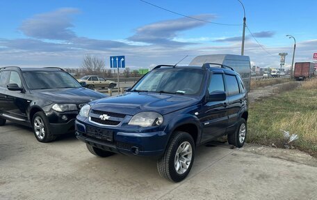 Chevrolet Niva I рестайлинг, 2016 год, 750 000 рублей, 2 фотография