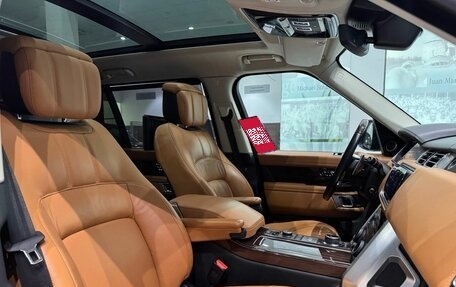 Land Rover Range Rover IV рестайлинг, 2018 год, 7 500 000 рублей, 38 фотография