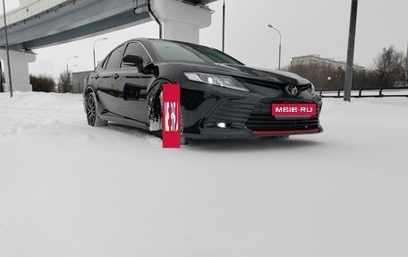 Toyota Camry, 2022 год, 3 650 000 рублей, 6 фотография