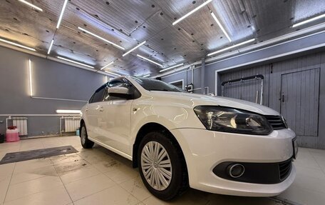 Volkswagen Polo VI (EU Market), 2011 год, 810 000 рублей, 3 фотография