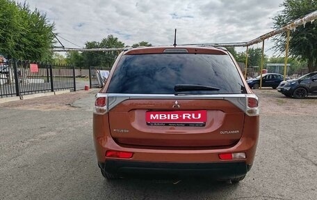 Mitsubishi Outlander III рестайлинг 3, 2012 год, 1 520 000 рублей, 7 фотография