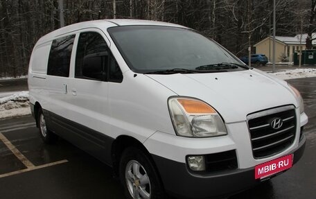 Hyundai Starex I рестайлинг, 2007 год, 670 000 рублей, 14 фотография