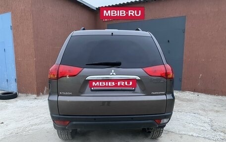 Mitsubishi Pajero Sport II рестайлинг, 2013 год, 1 990 000 рублей, 10 фотография