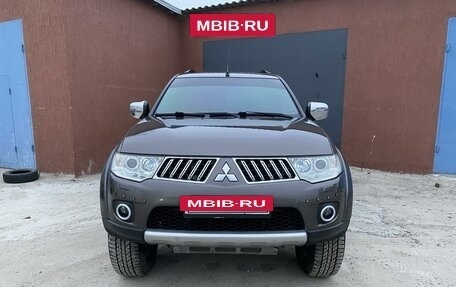 Mitsubishi Pajero Sport II рестайлинг, 2013 год, 1 990 000 рублей, 9 фотография