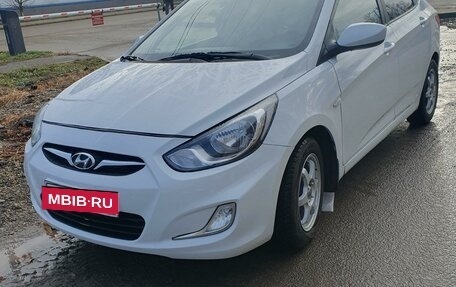 Hyundai Solaris II рестайлинг, 2013 год, 670 000 рублей, 5 фотография