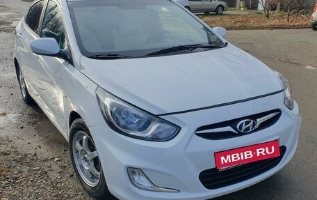 Hyundai Solaris II рестайлинг, 2013 год, 670 000 рублей, 8 фотография