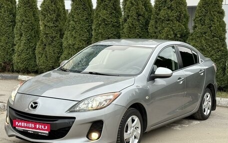 Mazda 3, 2012 год, 950 000 рублей, 2 фотография