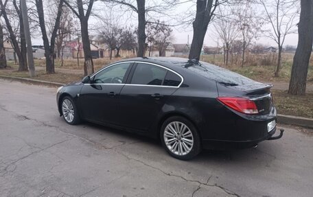 Opel Insignia II рестайлинг, 2011 год, 1 000 000 рублей, 2 фотография