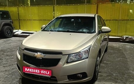 Chevrolet Cruze II, 2011 год, 700 000 рублей, 8 фотография