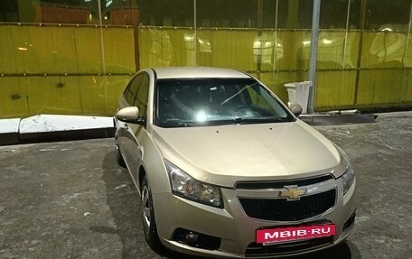 Chevrolet Cruze II, 2011 год, 700 000 рублей, 7 фотография