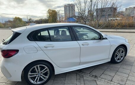 BMW 1 серия, 2021 год, 3 295 000 рублей, 18 фотография