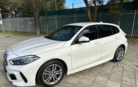 BMW 1 серия, 2021 год, 3 295 000 рублей, 31 фотография