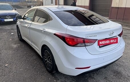 Hyundai Elantra V, 2015 год, 1 100 000 рублей, 3 фотография