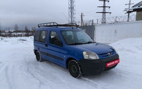 Peugeot Partner II рестайлинг 2, 2010 год, 450 000 рублей, 23 фотография