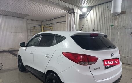 Hyundai ix35 I рестайлинг, 2015 год, 1 900 000 рублей, 11 фотография