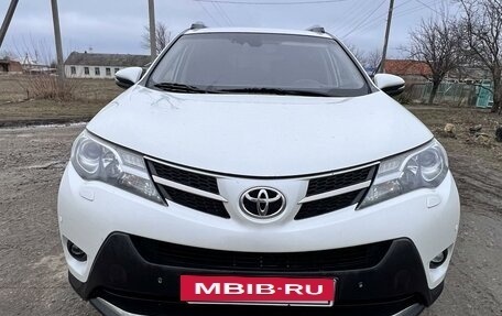 Toyota RAV4, 2013 год, 2 300 000 рублей, 7 фотография