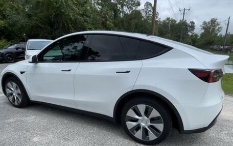 Tesla Model Y I, 2023 год, 6 300 000 рублей, 7 фотография