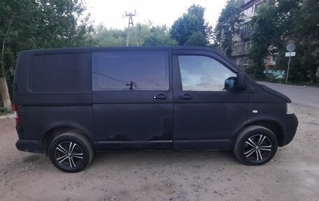 Volkswagen Transporter T5 рестайлинг, 2005 год, 800 000 рублей, 4 фотография