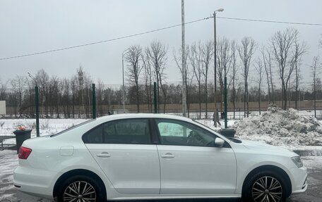 Volkswagen Jetta VI, 2016 год, 1 455 000 рублей, 3 фотография