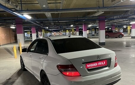 Mercedes-Benz C-Класс, 2010 год, 800 000 рублей, 6 фотография