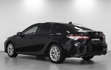 Toyota Camry, 2019 год, 3 622 000 рублей, 2 фотография