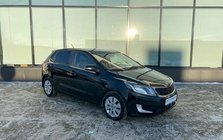 KIA Rio III рестайлинг, 2013 год, 940 000 рублей, 7 фотография