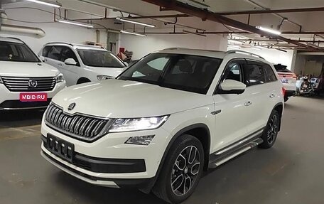 Skoda Kodiaq I, 2022 год, 2 640 000 рублей, 1 фотография