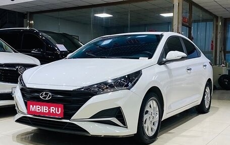 Hyundai Verna, 2020 год, 1 240 000 рублей, 1 фотография