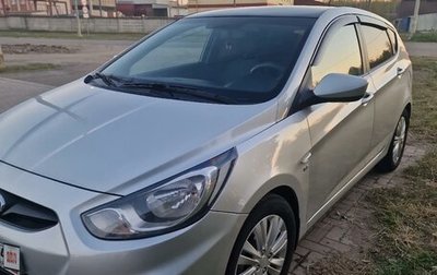 Hyundai Solaris II рестайлинг, 2012 год, 690 000 рублей, 1 фотография