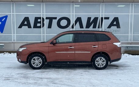 Mitsubishi Outlander III рестайлинг 3, 2012 год, 1 452 000 рублей, 4 фотография