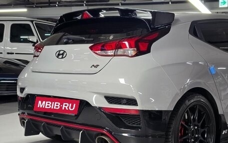 Hyundai Veloster II, 2021 год, 2 390 000 рублей, 20 фотография