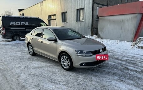 Volkswagen Jetta VI, 2013 год, 1 040 000 рублей, 8 фотография