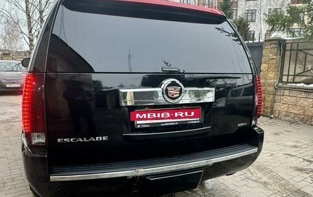 Cadillac Escalade III, 2006 год, 2 490 000 рублей, 4 фотография