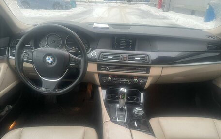 BMW 5 серия, 2011 год, 1 729 000 рублей, 7 фотография