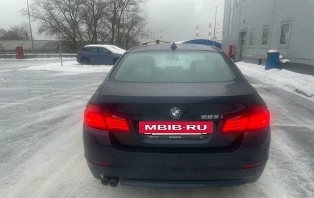 BMW 5 серия, 2011 год, 1 729 000 рублей, 4 фотография