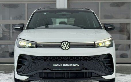 Volkswagen Tiguan, 2024 год, 6 200 000 рублей, 2 фотография