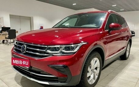 Volkswagen Tiguan II, 2020 год, 3 850 000 рублей, 9 фотография