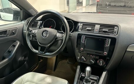 Volkswagen Jetta VI, 2015 год, 1 649 900 рублей, 8 фотография