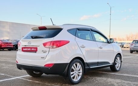 Hyundai ix35 I рестайлинг, 2011 год, 1 320 000 рублей, 4 фотография