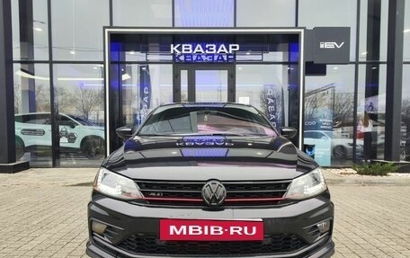 Volkswagen Jetta VI, 2017 год, 1 850 000 рублей, 2 фотография